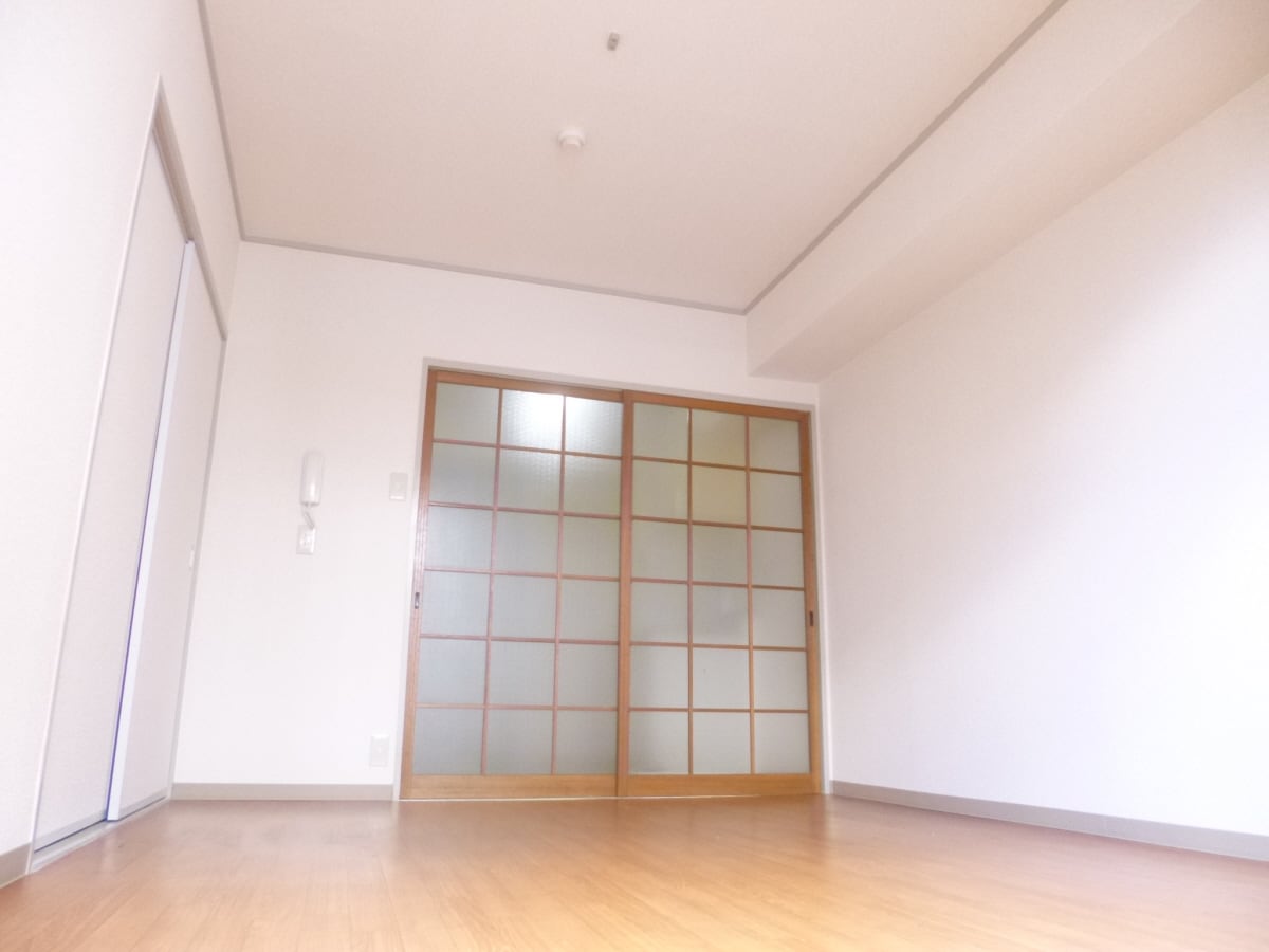 明るい洋室 ドミトリー板宿