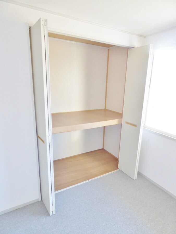 洋室の収納 クレール白川