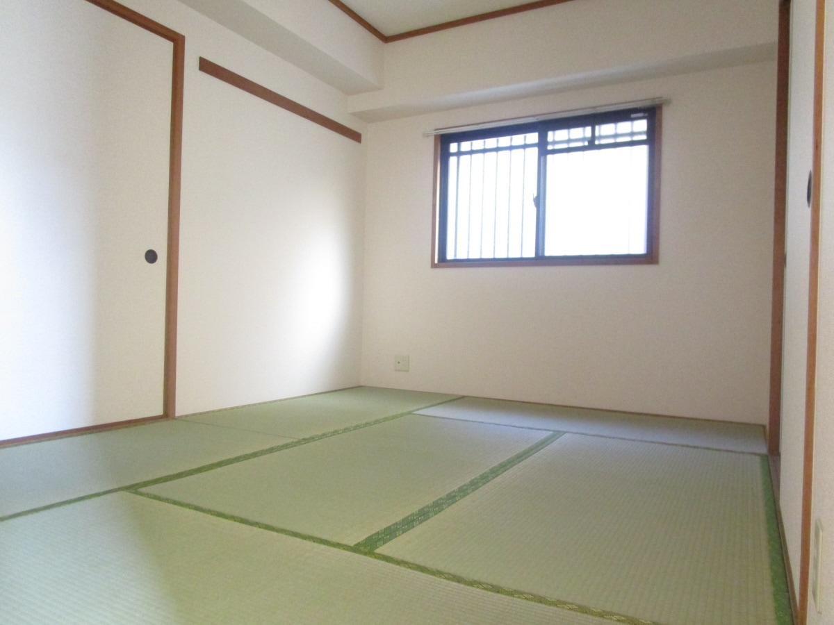 キレイな和室 グリーンコート若草