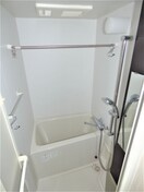 キレイな浴室 エヌエムキャラントドゥ