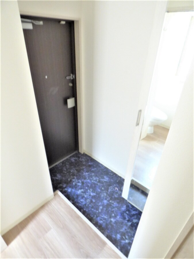 キレイな玄関 エヌエムキャラントドゥ