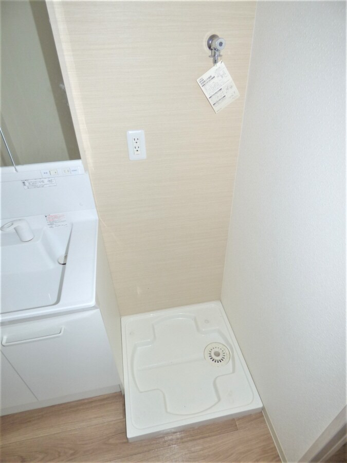 室内洗濯機置場 エヌエムキャラントドゥ