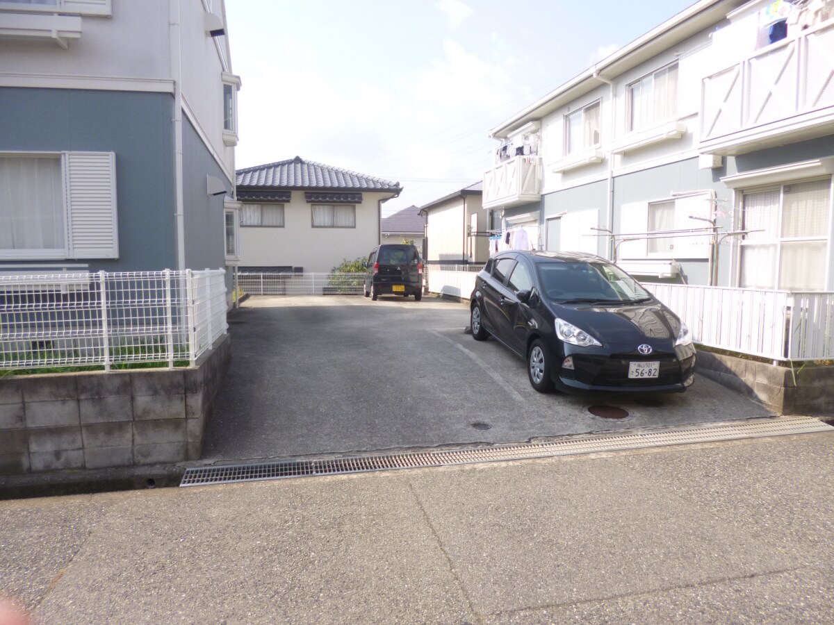 敷地内駐車場完備 フレグランス南落合Ⅰ