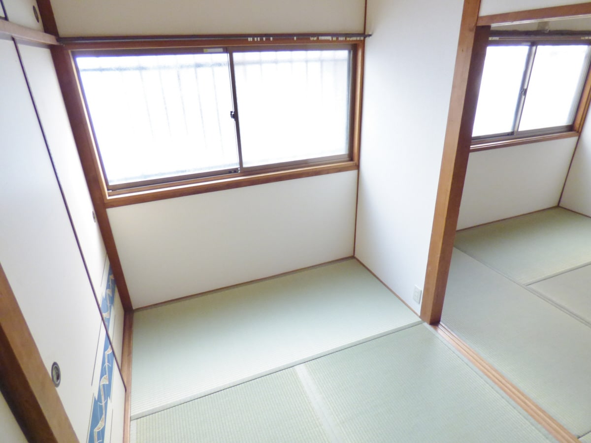 明るい和室３帖 二葉町９丁目アパート