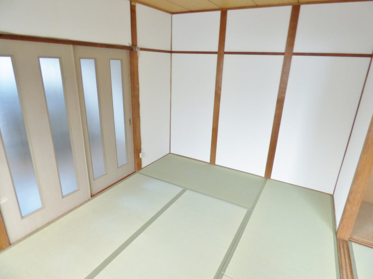 落ち着きのある和室６帖 二葉町９丁目アパート