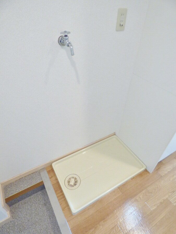 室内洗濯機置場 ハイツシスターローザ