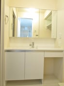 シャンプードレッサー ラ・メゾンアンソレイエ板宿