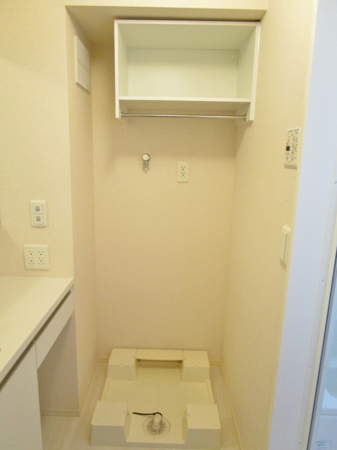 室内洗濯機置場 ラ・メゾンアンソレイエ板宿