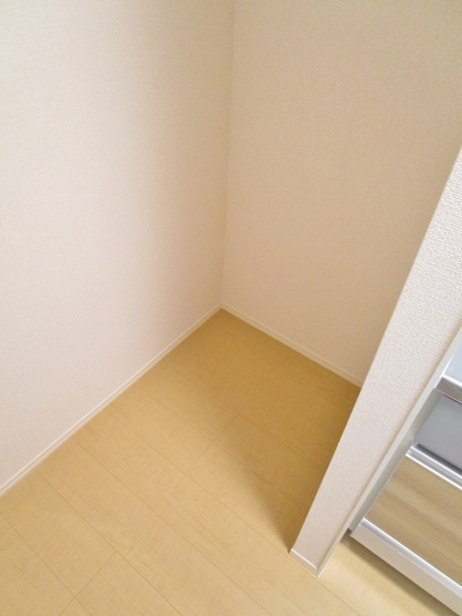 冷蔵庫置場 ラ・メゾンアンソレイエ板宿