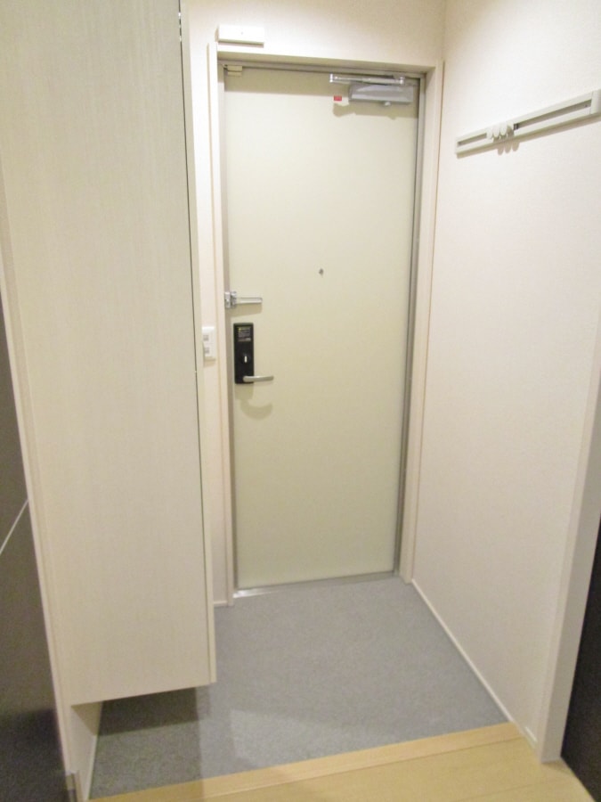 玄関ダブルロック ラ・メゾンアンソレイエ板宿