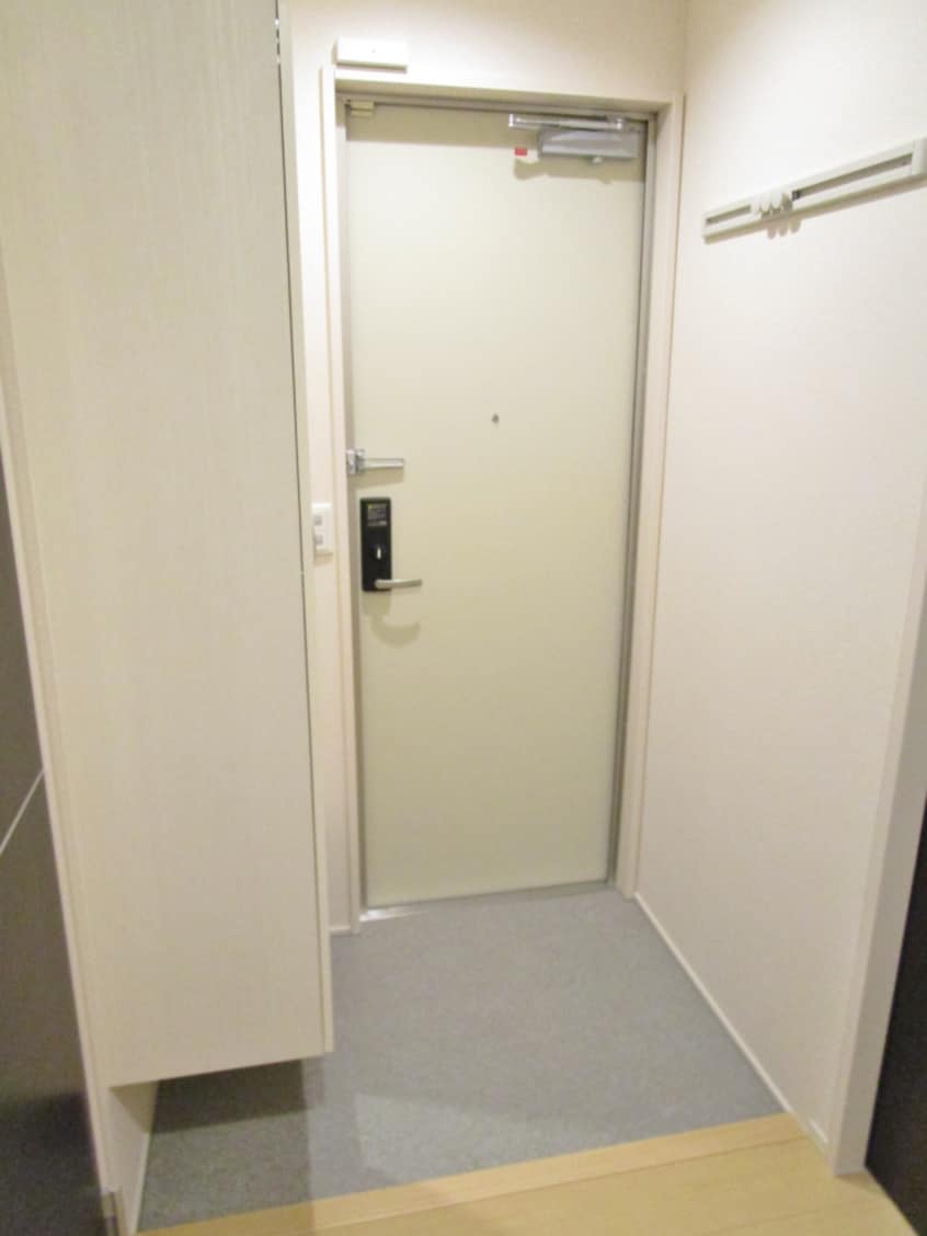 玄関ダブルロック ラ・メゾンアンソレイエ板宿