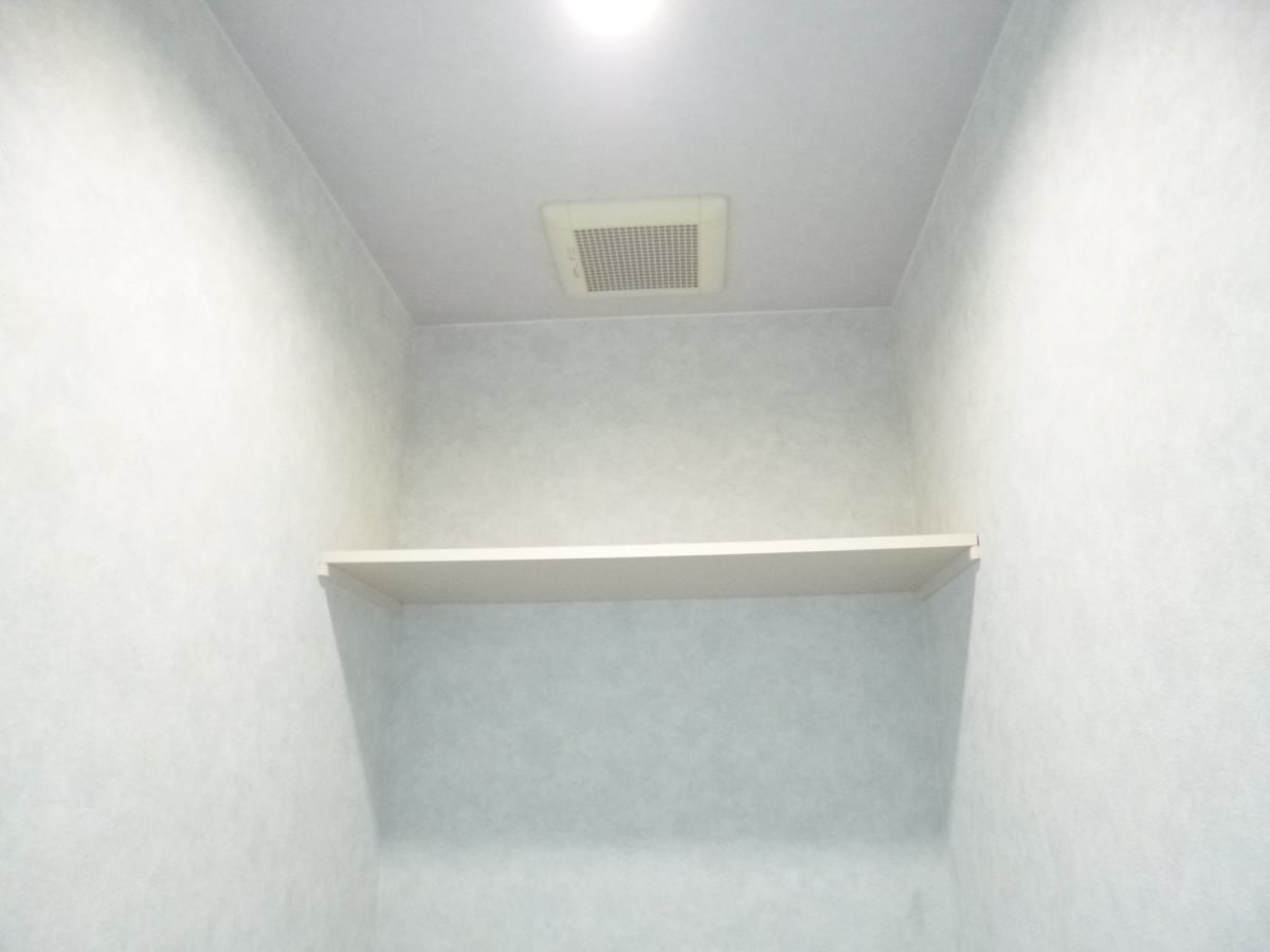 トイレ上部棚 ノーヴァ・ヴィータ