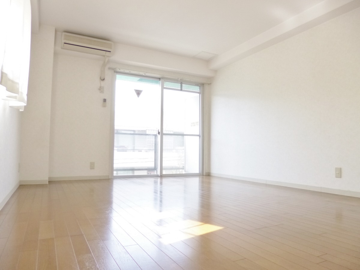 キレイなフローリング ノーヴァ・ヴィータ