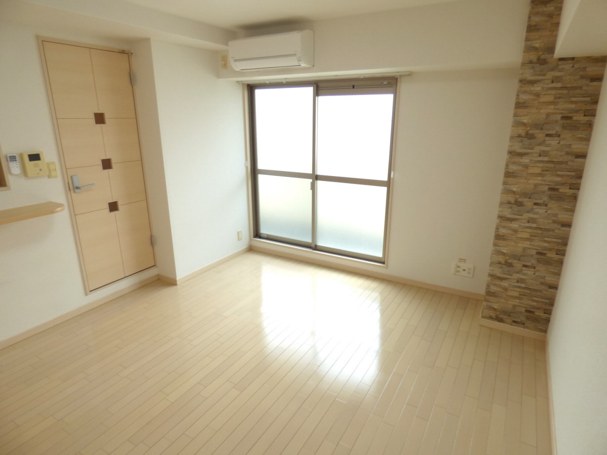 広々とした洋室 プレアデス月見山