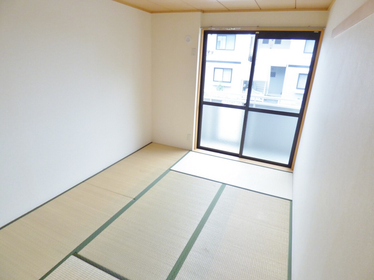 明るい和室 ガーデン・スマＢ棟