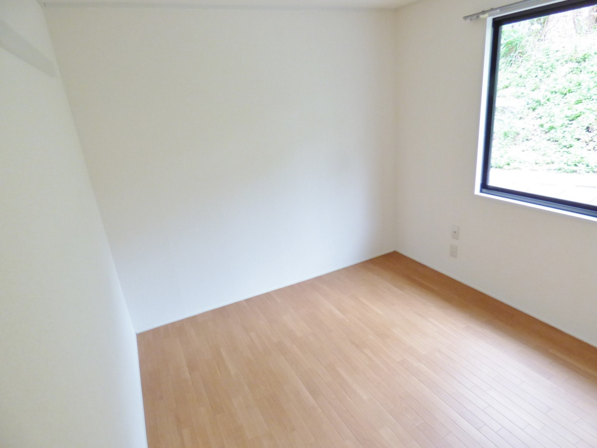 キレイな洋室 ガーデン・スマＢ棟