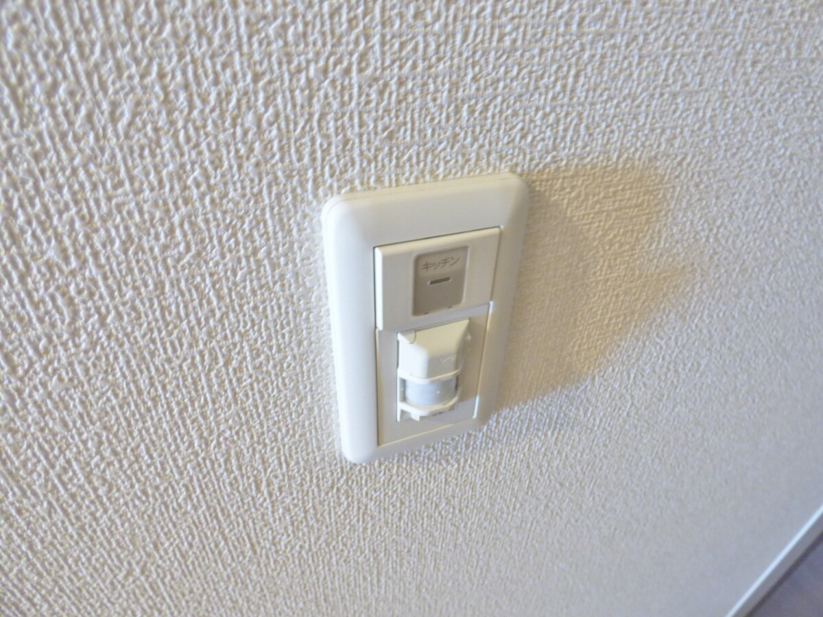 人感センサーライト ビエラコート須磨