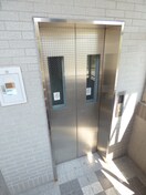 エレベーター完備 ルナドーム