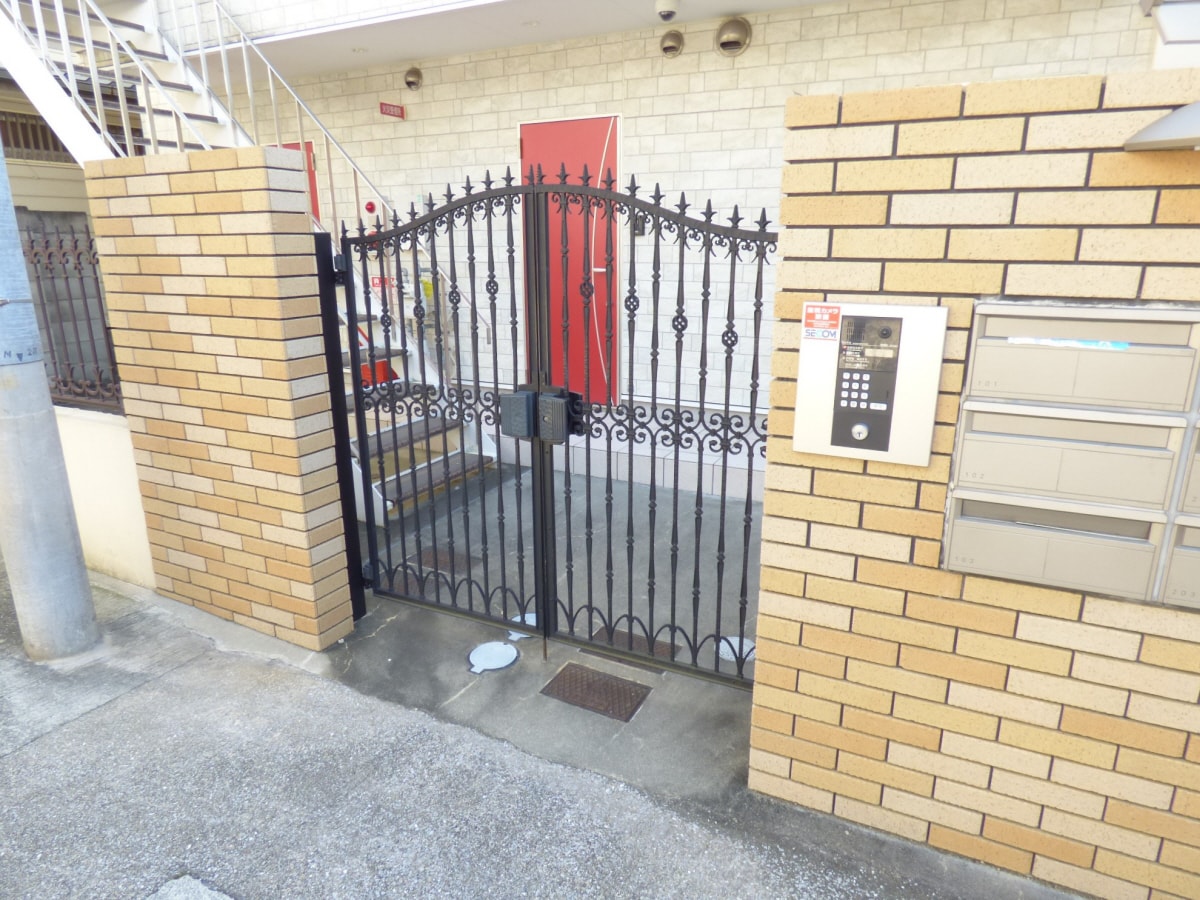 安心のオートロック完備 ＨＣフラッツ須磨天神