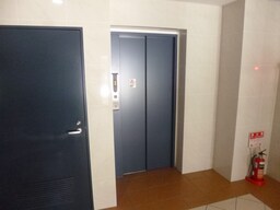 エレベーター完備