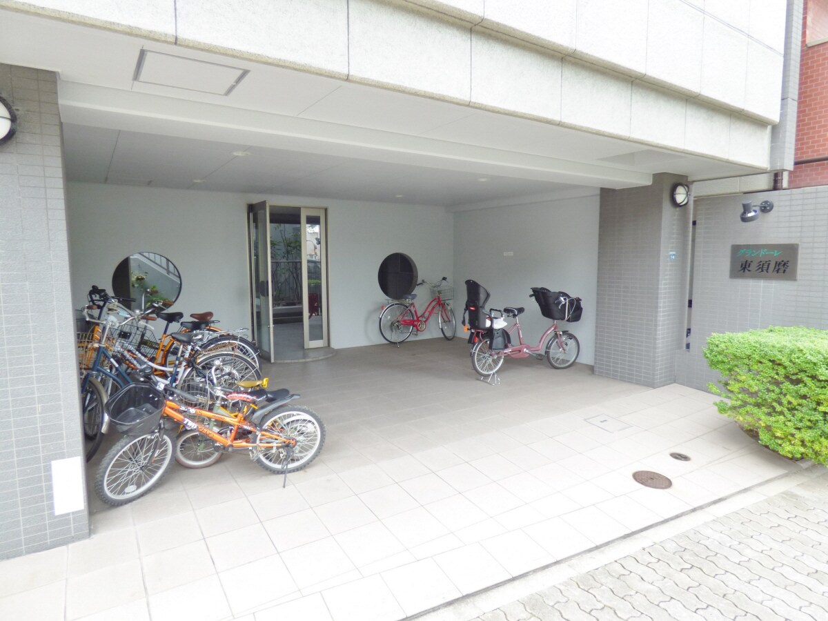 駐輪場 グランドーレ東須磨