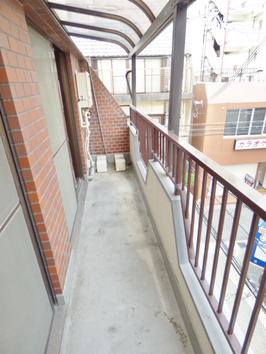 南東向きバルコニーで日当たり良好 ウィーズ板宿