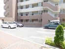 敷地内駐車場完備 ヴィラ村雨