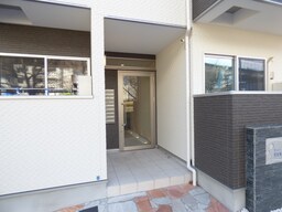 キレイなエントランス