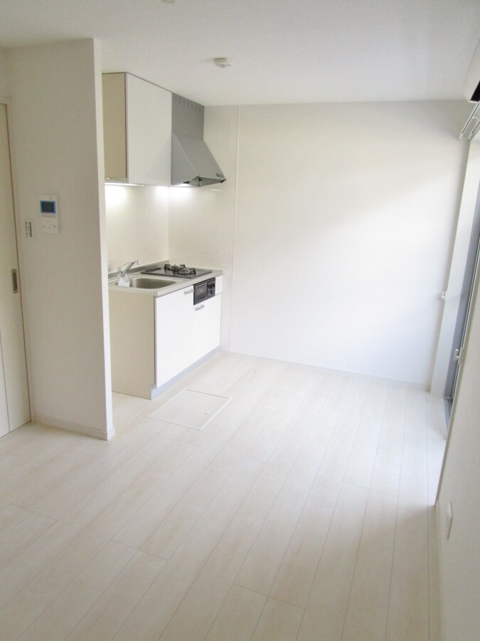 白を基調とした明るい洋室 Ａ－ＥＡＳＴ須磨海浜公園