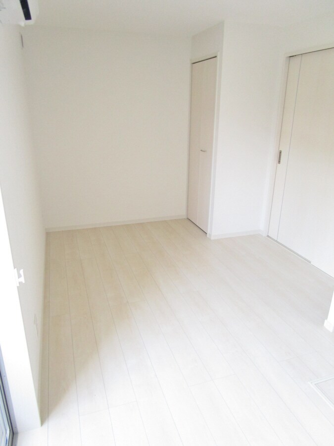 キレイな洋室 Ａ－ＥＡＳＴ須磨海浜公園