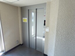 エレベーター完備