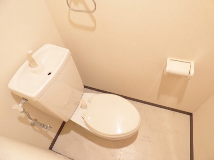 清潔感のあるトイレ ツルトスコ南落合