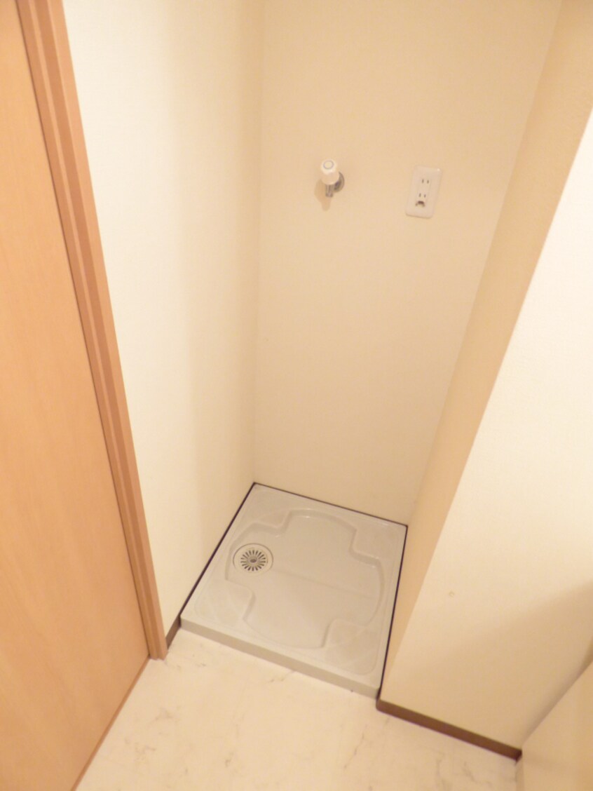 室内洗濯機置場 ツルトスコ南落合