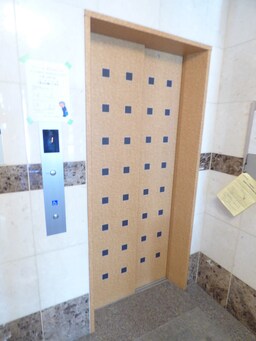 エレベーター完備