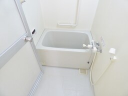 追い焚き機能付バス