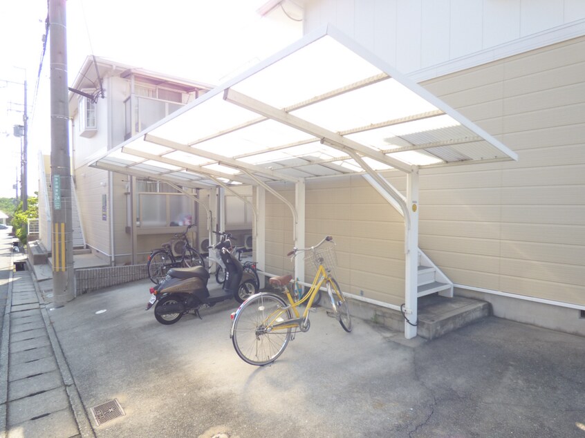 駐輪場 エステートピアⅠ