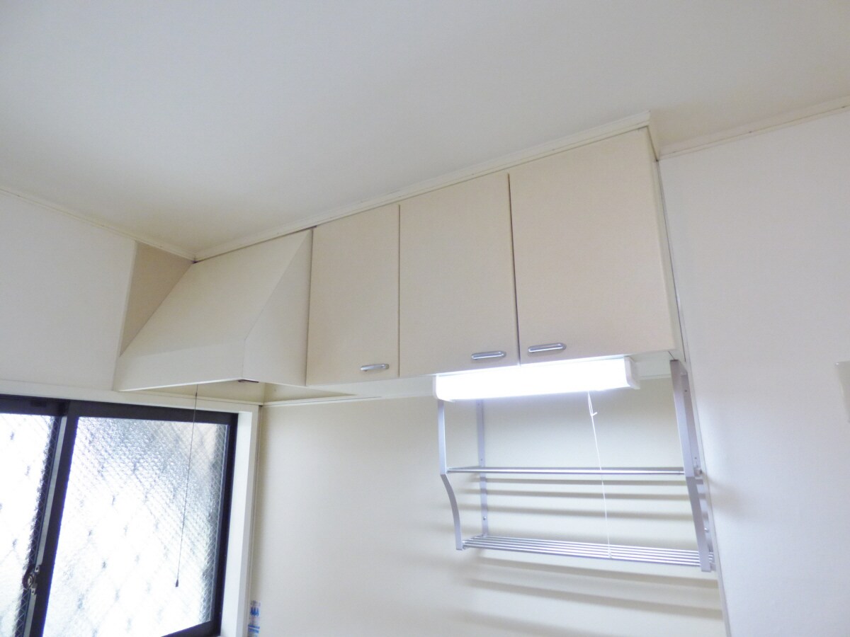 レンジフード＆キッチン収納 タウンハイム須磨南