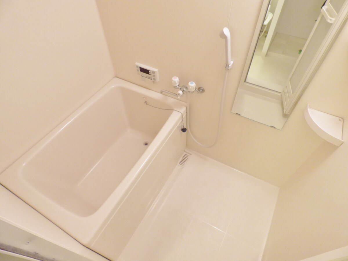 キレイな浴室 ＰａｒｋＣｏｕｒｔ離宮前