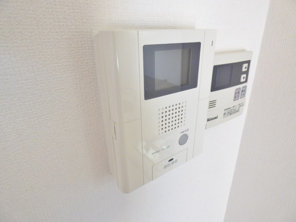 オートロック連動ＴＶモニターホン ＰａｒｋＣｏｕｒｔ離宮前