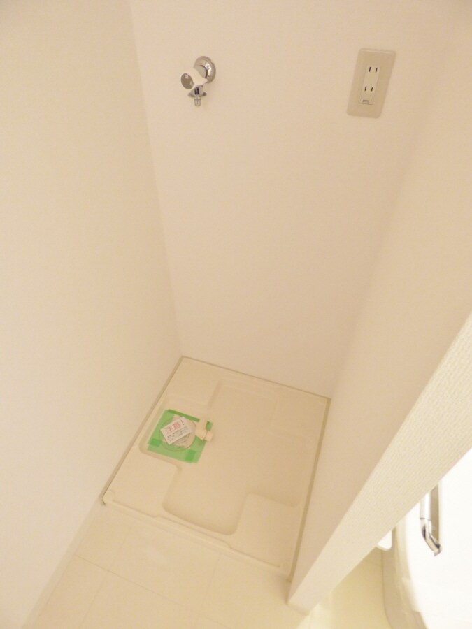 室内洗濯機置場 ＰａｒｋＣｏｕｒｔ離宮前