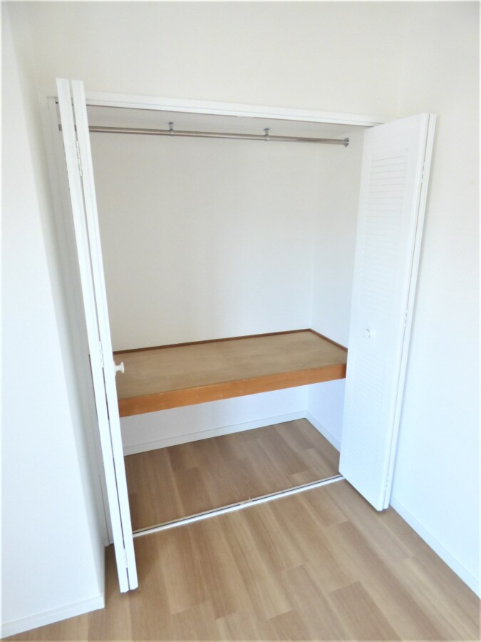 クローゼット ル・パレ須磨