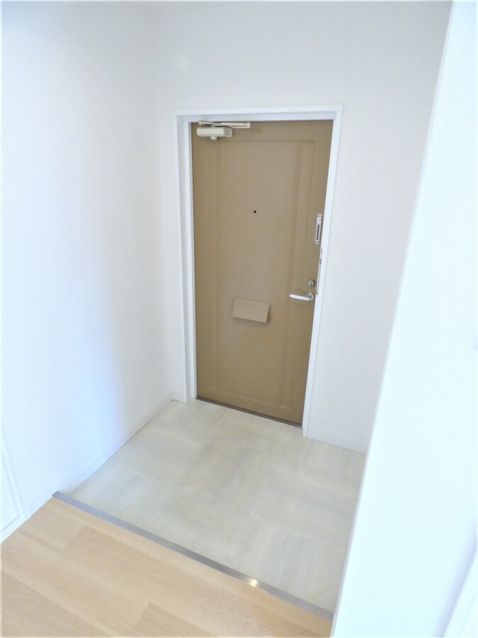 広々とした玄関 ル・パレ須磨