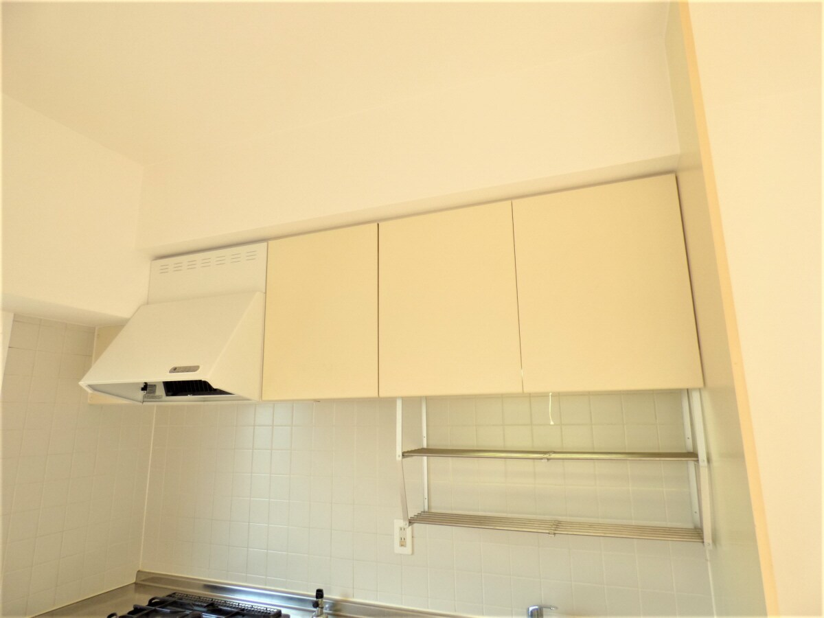 レンフジード＆キッチン収納 ル・パレ須磨