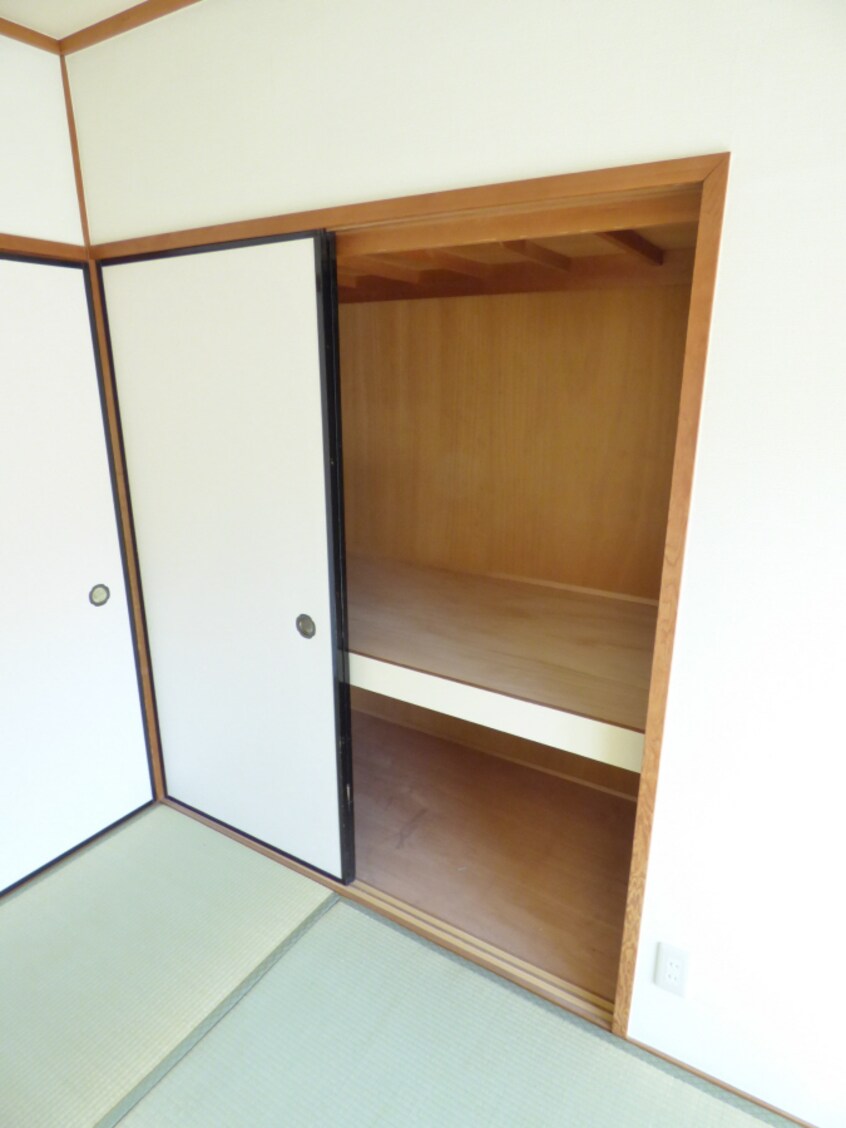 押入 落合ハイツＡ棟