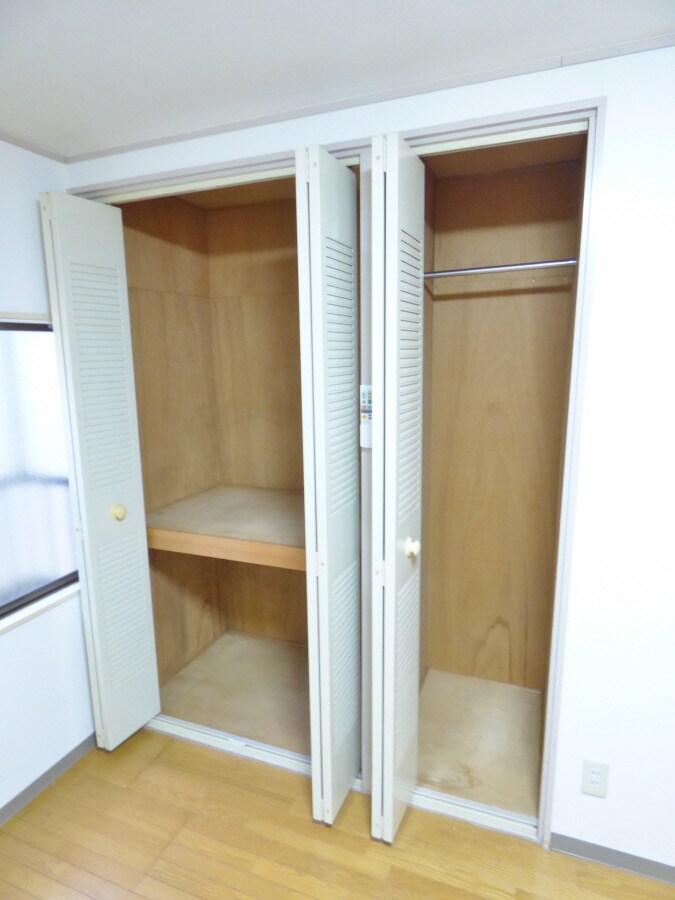 クローゼットが２つに分かれていて使いやすいです サンビレッジ須磨