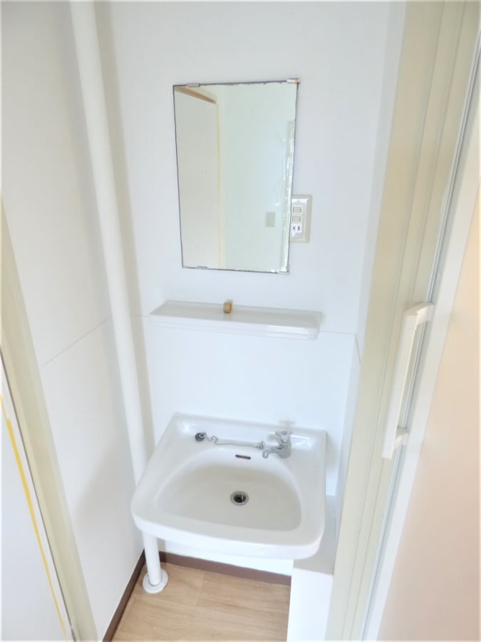 レトロな洗面台 丸吉マンション