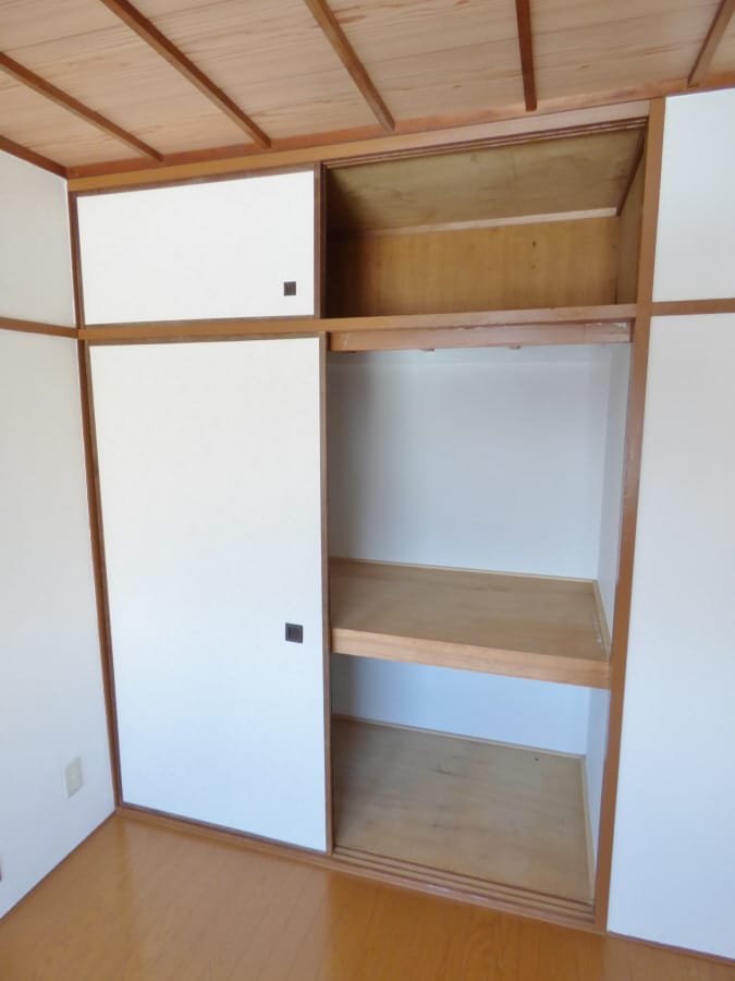 押入 丸吉マンション