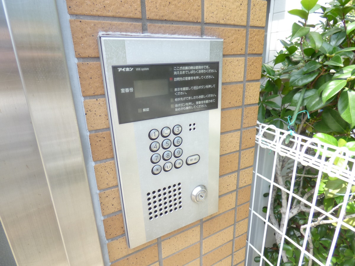 安心のオートロック完備 コスティエーロ須磨