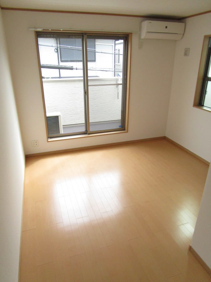 明るい洋室 ワコーレヴィアーノＳＵＭＡ須磨寺