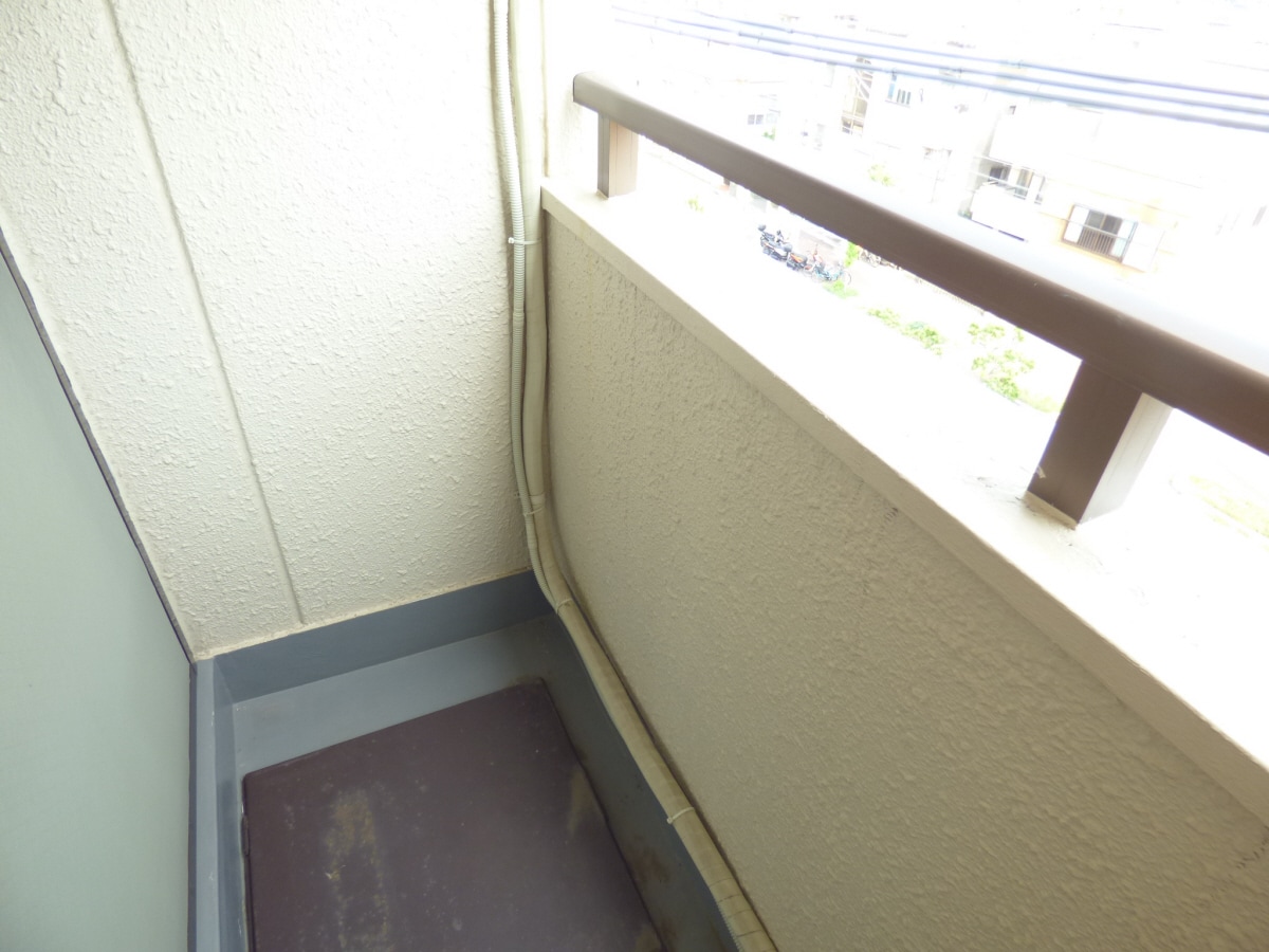 南東向きバルコニーで日当たり良好 影浦ビル